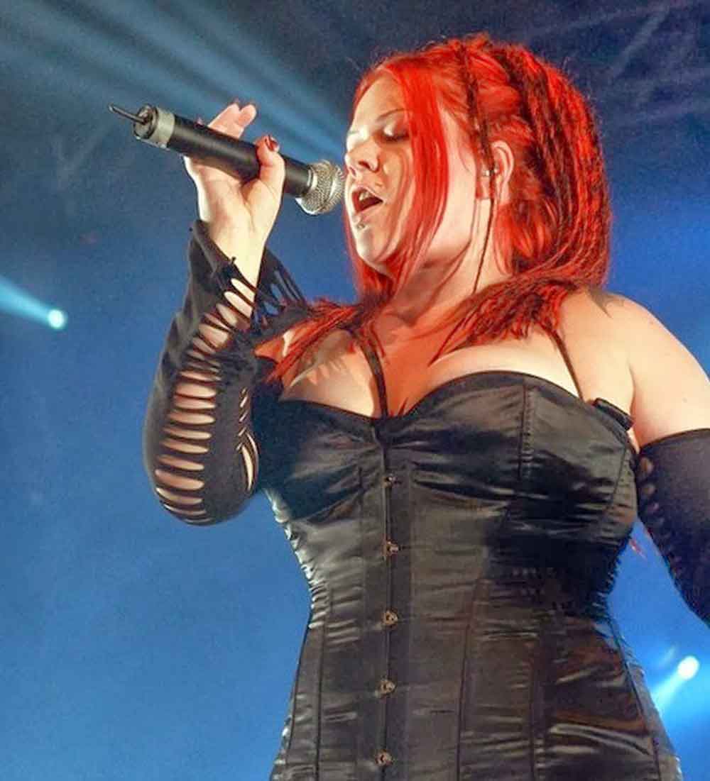 Sarah Jezebel Deva - Cradel of Filth - Angtoria