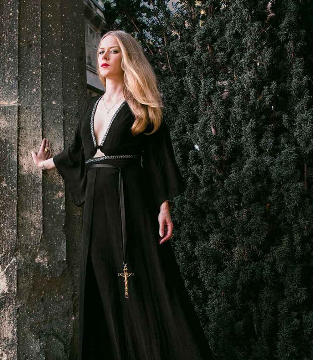 Johanna Sadonis - Lucifer